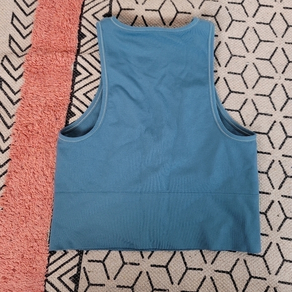 Athleta Aurora Cropped Ribbed Tank Aqua Teal, sz Small - Picture 5 of 6